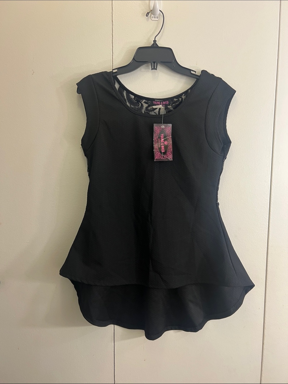 Black Sleeveless Hi-Low Peplum Top size large